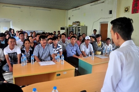 Gần 100 người dân mua đất dự án của Tân Cường Thành dự buổi đối thoại