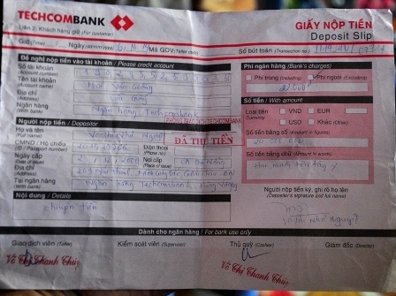 Giấy chuyển tiền của chị Nguyệt đến các đối tượng lừa đảo
