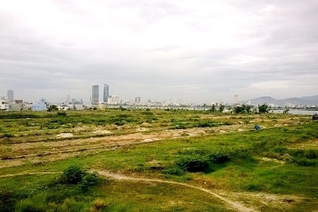 “Tôi đi thực tế mới lộ ra chuyện giấu đất tái định cư”