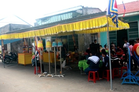 Gia đình lo hậu sự cho em Thùy Vy