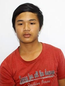 Bắt hai thanh niên cướp tài sản du khách nước ngoài - 1 Hai đối tượng Nghĩa và Minh