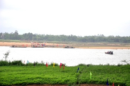 Phó Thủ tướng khởi công dự án kỷ niệm 40 năm giải phóng Quảng Nam - 2 Bến đò Giao Thủy, nơi cây cầu Giao Thủy sẽ mọc lên trong tương lai