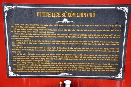 Xóm có 9 hộ dân, 9 Mẹ Việt Nam anh hùng và 17 liệt sĩ - 3 Bia di tích xóm Chín Chủ