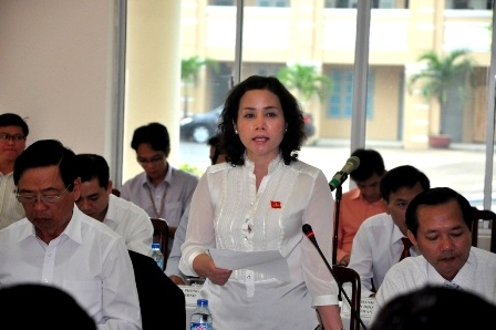 Bí thư Đà Nẵng công khai xin lỗi người dân phải khiếu nại suốt 16 năm - 3 Kỳ họp giám sát giữa hai kỳ họp 12 và 13 HĐND TP Đà Nẵng diễn ra ngày 17/4