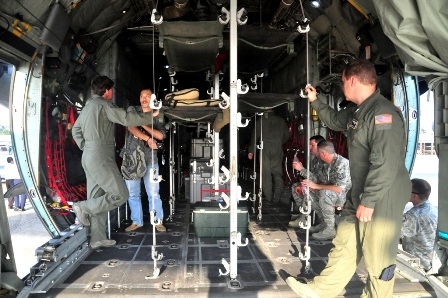 Không lực Hoa Kỳ tổ chức giới thiệu C-130H với các PV ở Việt Nam