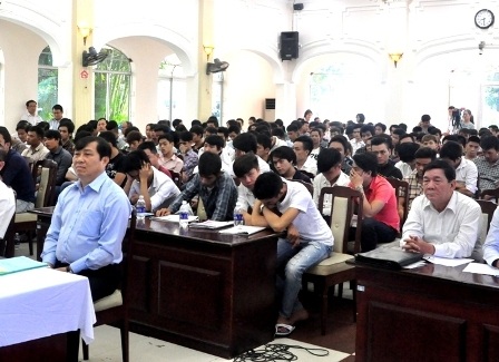 100 thanh thiếu niên đã và đang nghiện tại buổi nói chuyện với lãnh đạo TP Đà Nẵng