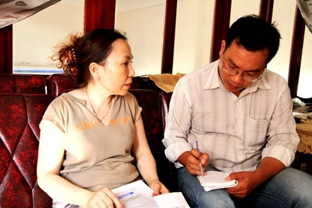 Bà Trương Thị Mộng Thu tiếp xúc với PV Dân trí.