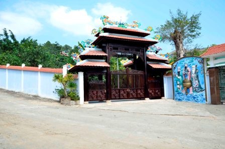 Quyết tháo dỡ biệt phủ của đại gia vàng - 2 Chủ tịch TP Đà Nẵng quyết định phá dỡ khu biệt phủ trái phép này