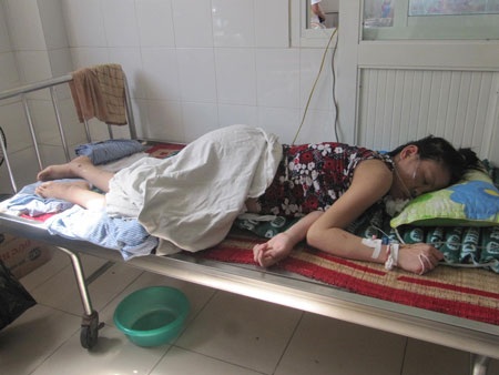 Đắng lòng hài nhi 32 tuần tuổi trong bụng người mẹ đã liệt não - 1 Đắng lòng hài nhi 32 tuần tuổi trong bụng người mẹ đã liệt não