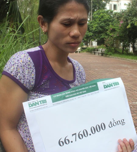 Bé Khánh Linh đang rất nguy kịch - 2 Bé Khánh Linh vẫn phải thở máy suốt 40 ngày nay kể từ sau ca phẫu thuật tim