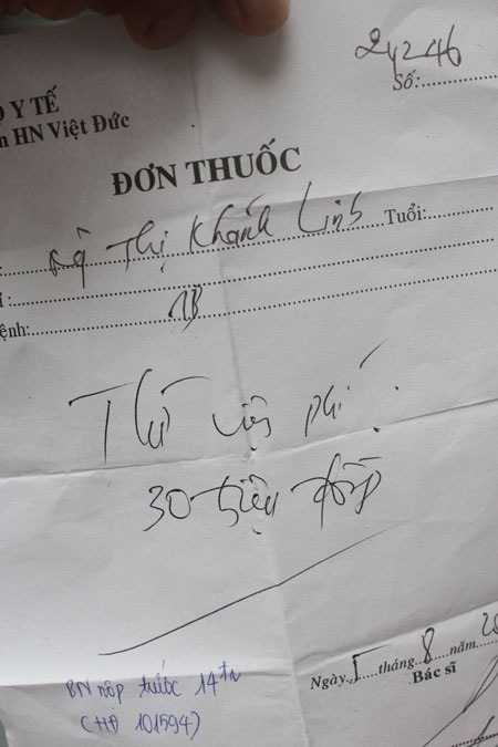 Tình trạng bé Khánh Linh đang rất gian nan - 4 Việc không tự thở và cai thở máy được khiến quá trình điều trị của bé Khánh Linh rất gian lao