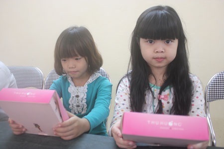 Bánh ngọt Thu Hương tặng 52 suất bánh trung thu đến các em nhỏ phường Phúc Tân - 2 Bánh ngọt Thu Hượng tặng 52 suất bánh trung thu đến các em nhỏ phường Phúc Tân