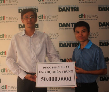 Dược phẩm Eco và Amway Việt Nam ủng hộ đồng bào miễn Trung 100 triệu đồng khắc phục thiên tai