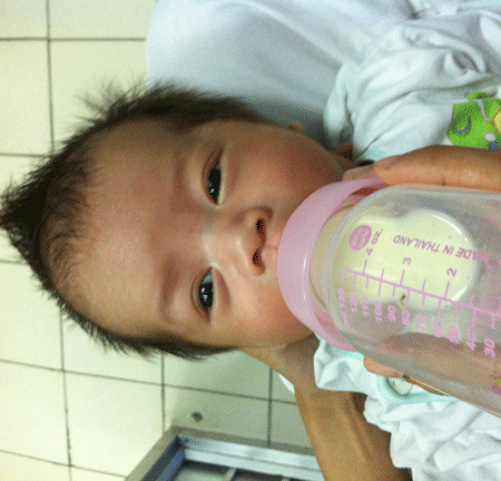 Bé Hoàng Huy sẽ được chuyển đến trại trẻ mồ côi - 1 Bé Hoàng Huy sẽ được chuyển đến trại trẻ mồ côi