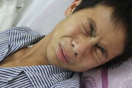 Bỏng điện cao thế, cậu bé 15 tuổi mất một cánh tay và hai cẳng chân - 5 Nhiều khi, Vượng chỉ ước đây chỉ là một giấc mơ không có thật với tình cảnh hiện tại