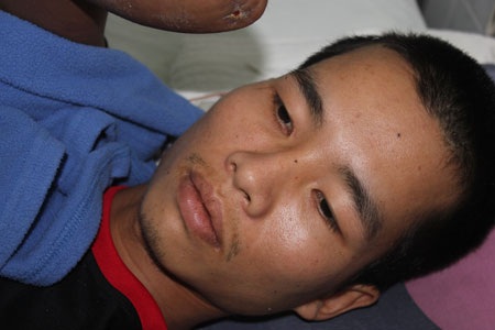 “Cứ nghe con gái gọi, em lại khóc” - 2 Nỗi buồn của người chồng, người cha của gia đình bé nhỏ trước số phận trớ trêu