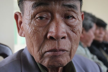 Ở tuổi 80, ông Đào Văn Tụ vẫn mang trong mình nỗi khổ tâm vì con khờ, cháu bệnh