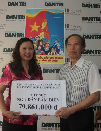 Hệ thống siêu thị FiviMart ủng hộ gần 80 triệu đồng "Tiếp sức ngư dân bám biển" - 1 Hệ thống siêu thị FiviMart ủng hộ gần 80 triệu đồng Tiếp sức ngư dân bám biển