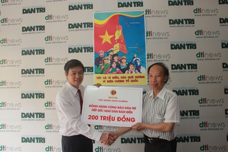 Tập đoàn Nam Cường ủng hộ 200 triệu đồng "Tiếp sức ngư dân bám biển" - 1 Tập đoàn Nam Cường ủng hộ 200 triệu đồng Tiếp sức ngư dân bám biển