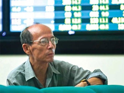 Giá cổ phiếu hay giá trị doanh nghiệp đang rẻ? - 1