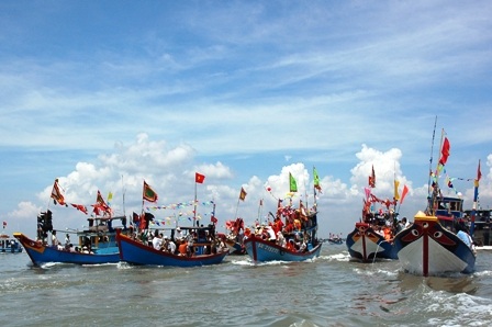 Sôi động tour du lịch giảm giá tại ITE 2011 - 3