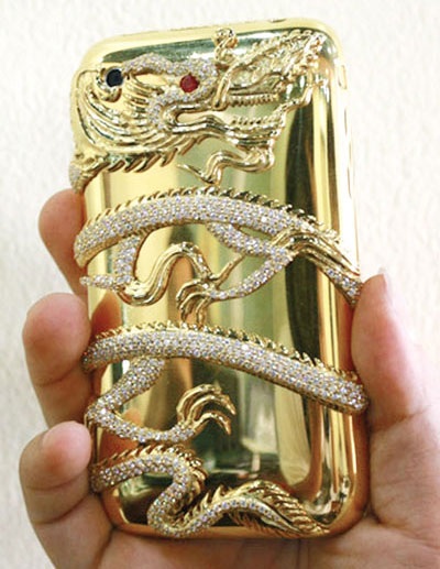 Choáng với điện thoại dát kim cương “made in Vietnam” - 1 Choáng với điện thoại dát kim cương “made in Vietnam” - 1