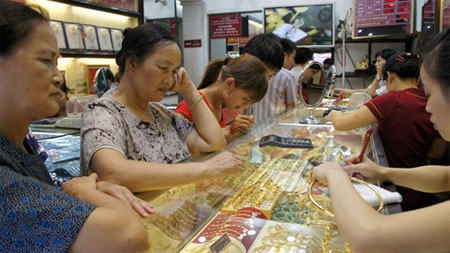 Mối nguy với nhà đầu tư thứ cấp vàng - 1 Mối nguy với nhà đầu tư thứ cấp vàng - 1