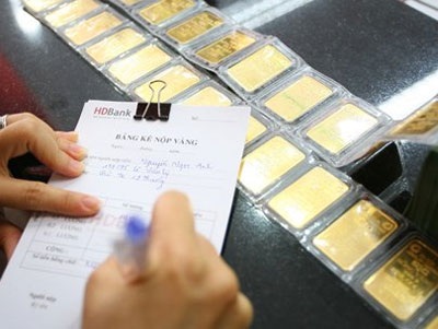 Một số ngân hàng có thể sẽ được bán vàng huy động - 1