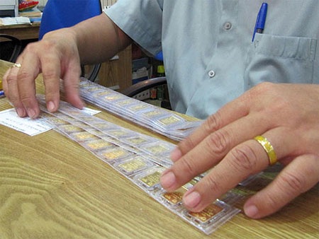 Cần thêm biện pháp trị giá vàng - 1