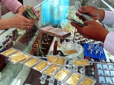 Kiến nghị áp thuế VAT trên giá bán vàng - 1 Kiến nghị áp thuế VAT trên giá bán vàng - 1