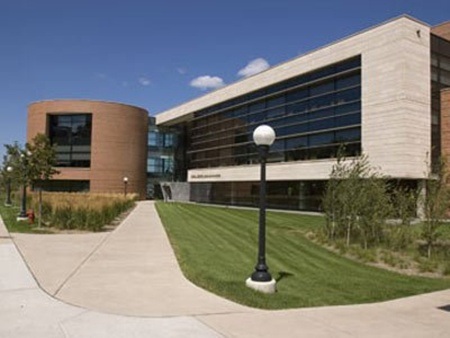 10 tập đoàn gia đình lớn nhất nước Mỹ - 8 10 tập đoàn gia đình lớn nhất nước Mỹ - 8