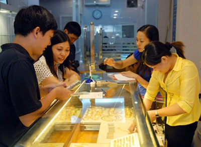 Giá vàng tuần này sẽ tiếp tục đi lên  - 1