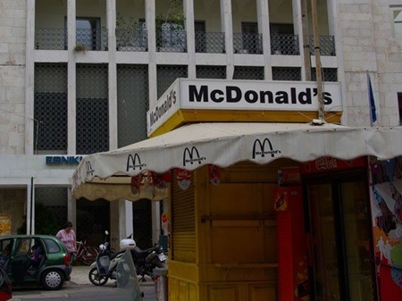 mcdonald26112011-4_59fe1.jpg