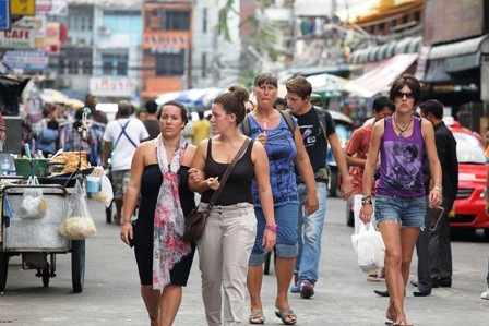 Thái Lan chi 5 triệu USD cho du lịch sau lũ - 2