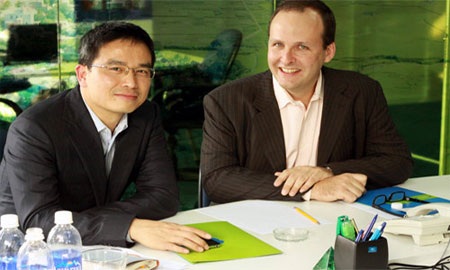 Doanh nhân Việt dám “qua mặt” ông chủ Tây - 2 Doanh nhân Việt dám “qua mặt” ông chủ Tây - 2