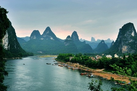 Đầu năm rủ nhau hành hương đón lộc - 2