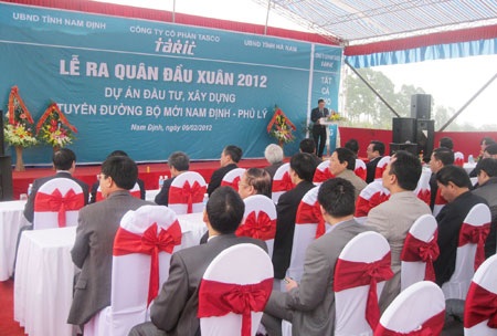 Cam kết thông xe tuyến đường bộ Phủ Lý - Nam Định trong năm nay - 1