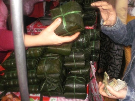 Đà Nẵng: Bánh chưng Tết “đắt khách” - 1