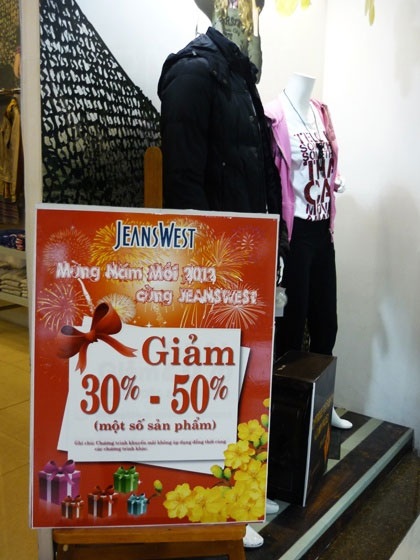 Hàng hiệu giá chưa đến... trăm ngàn - 4