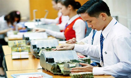 Khi lãi suất không thèm chấp lạm phát - 1