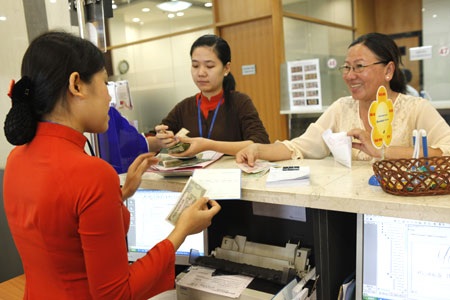 Dịch vụ đổi tiền lì xì “chợ đen”: Tung hoành chặt chém - 1 Dịch vụ đổi tiền lì xì “chợ đen”: Tung hoành chặt chém - 1