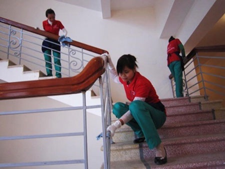 Lương osin của “đại gia”: Đủ xây nhà lầu - 1 Lương osin của “đại gia”: Đủ xây nhà lầu - 1