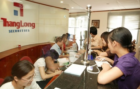 “Thuốc bổ” không cứu nổi đại gia chứng khoán