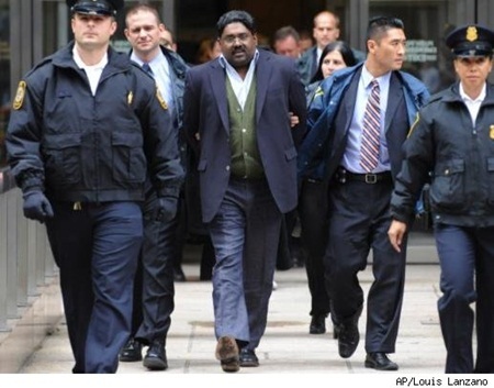 Những tỷ phú “vướng” vào vòng xoáy lao lý - 5