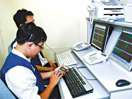 Nhân viên văn phòng và nỗi lo mất việc