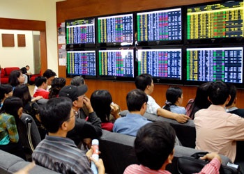 Quy mô vốn hóa thị trường cổ phiếu đạt 50% GDP vào năm 2015 - 1 Quy mô vốn hóa thị trường cổ phiếu đạt 50% GDP vào năm 2015