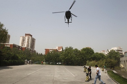 Nhà giàu Trung Quốc đua nhau thuê máy bay đón dâu - 4 Nhà giàu Trung Quốc đua nhau thuê máy bay đón dâu