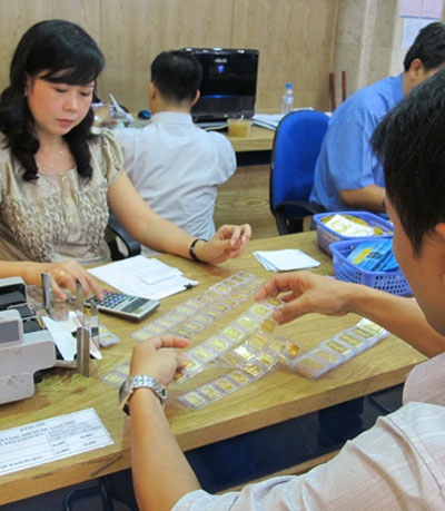 Vàng miếng không phải SJC bị ép giá - 1 Vàng miếng không phải SJC bị ép giá