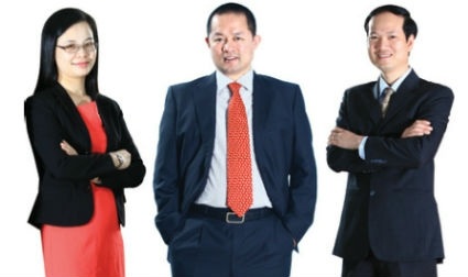 Ai chịu được ghế nóng CEO ở FPT? - 1 Từ trái sang: Bà Chu Thanh Hà, ông Trương Đình Anh và ông Nguyễn Thế Phương.
