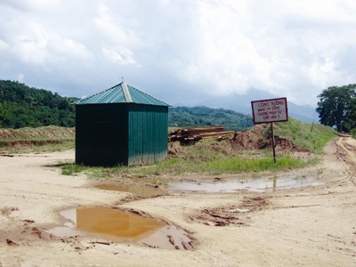 Đại dự án 7.000 tỷ đồng tốc độ rùa - 1 Việc thi công dự án rất ì ạch.